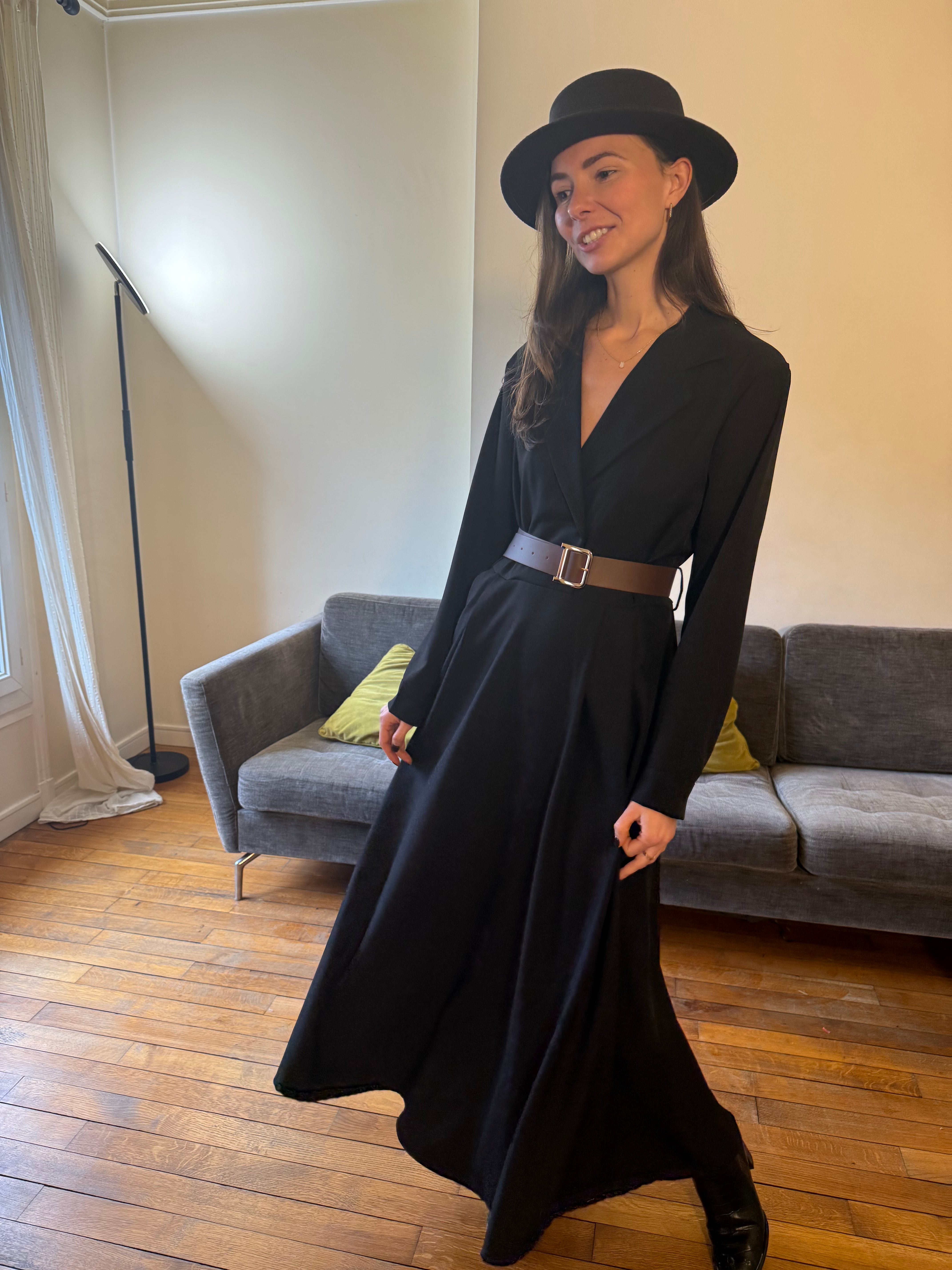 Robe Fania noir avec ceinture