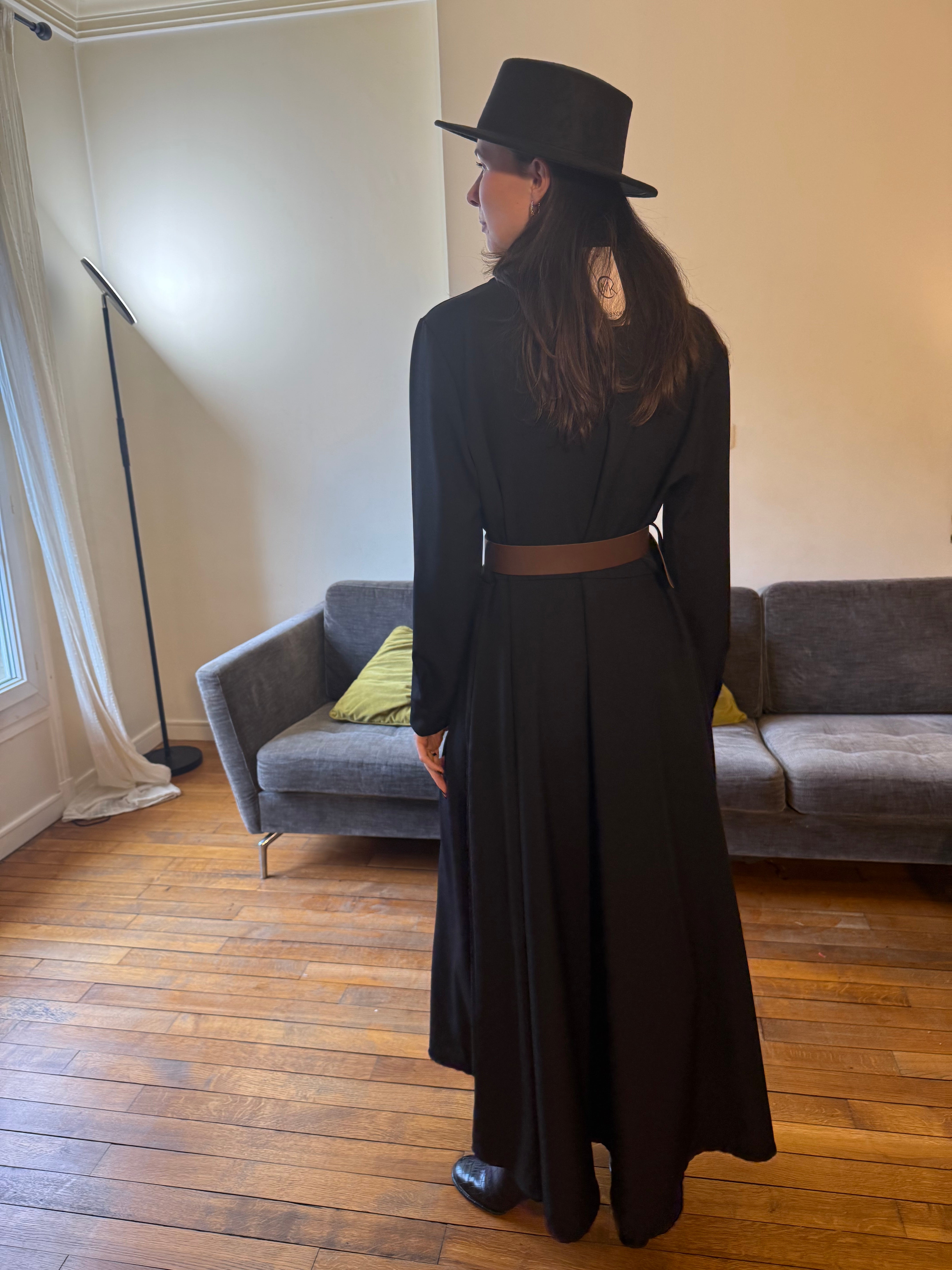 Robe Fania noir avec ceinture